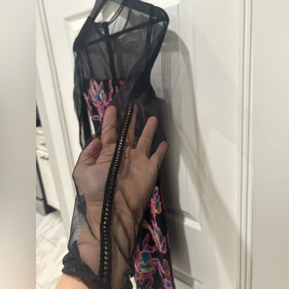 French Connection, Emilia Embroidered Long Sleeve Minidress Size:US 0 - Picture 8 of 9